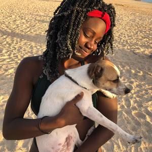 Meet your Posher, Ebony